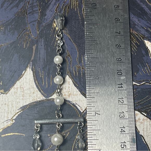 Estate WHBM Silver Crystal Flower and Faux Pearl Necklace and Bracelet Set - Picture 15 of 16